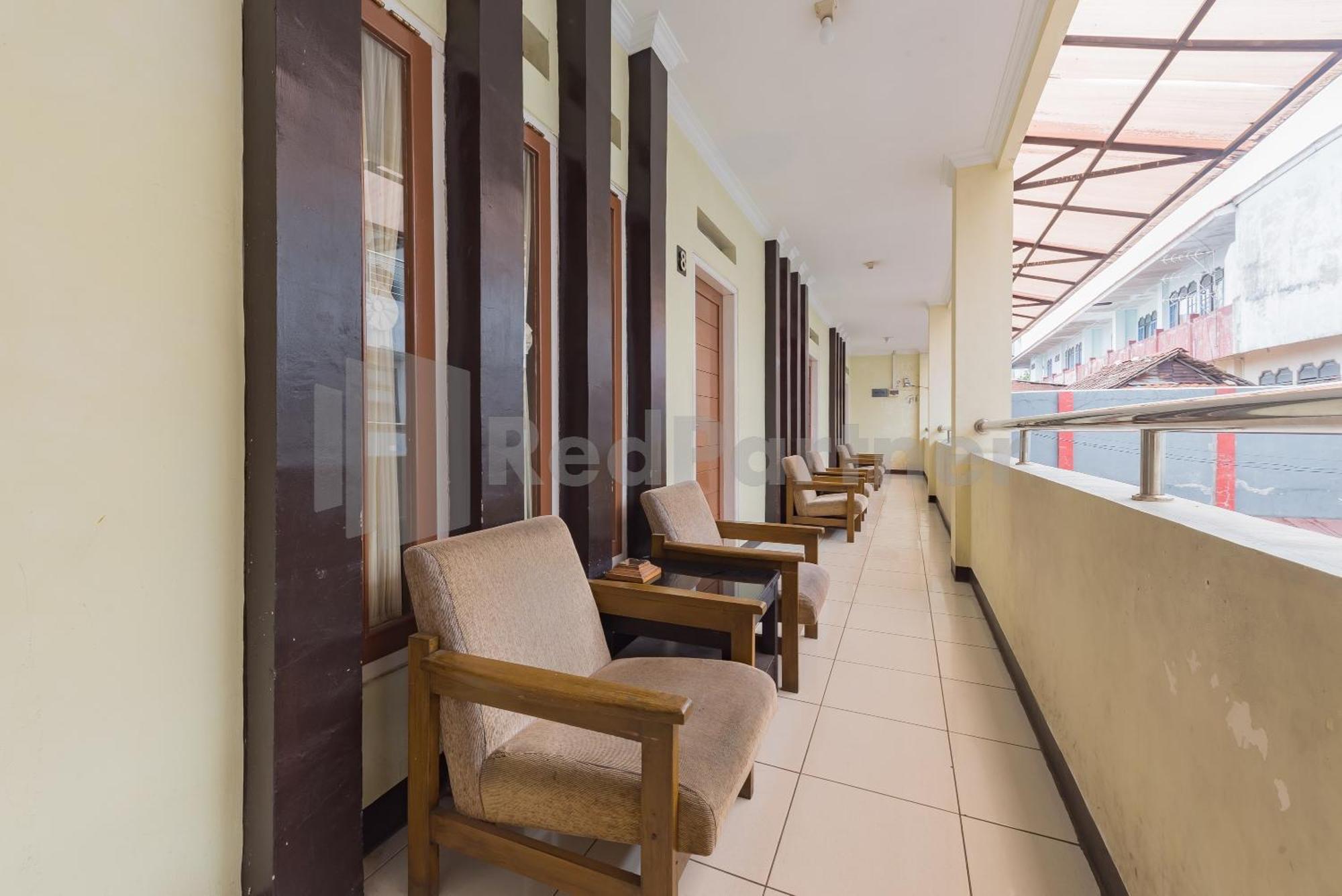 Homestay Pkpn Garut Mitra Reddoorz Esterno foto