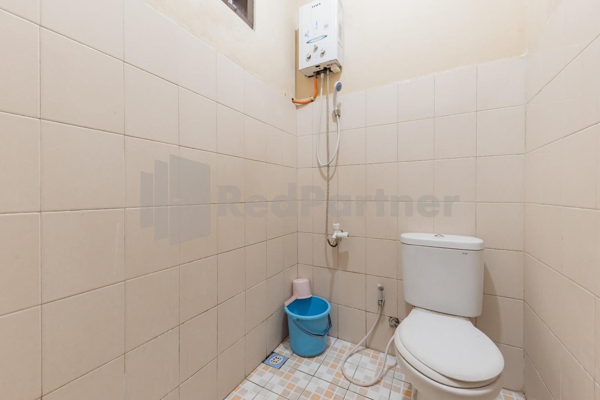 Homestay Pkpn Garut Mitra Reddoorz Esterno foto